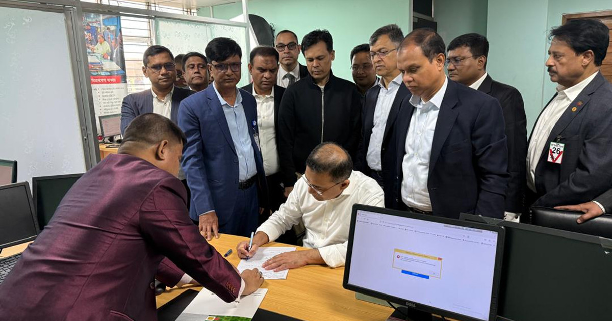 ইসিতে তারেক রহমান