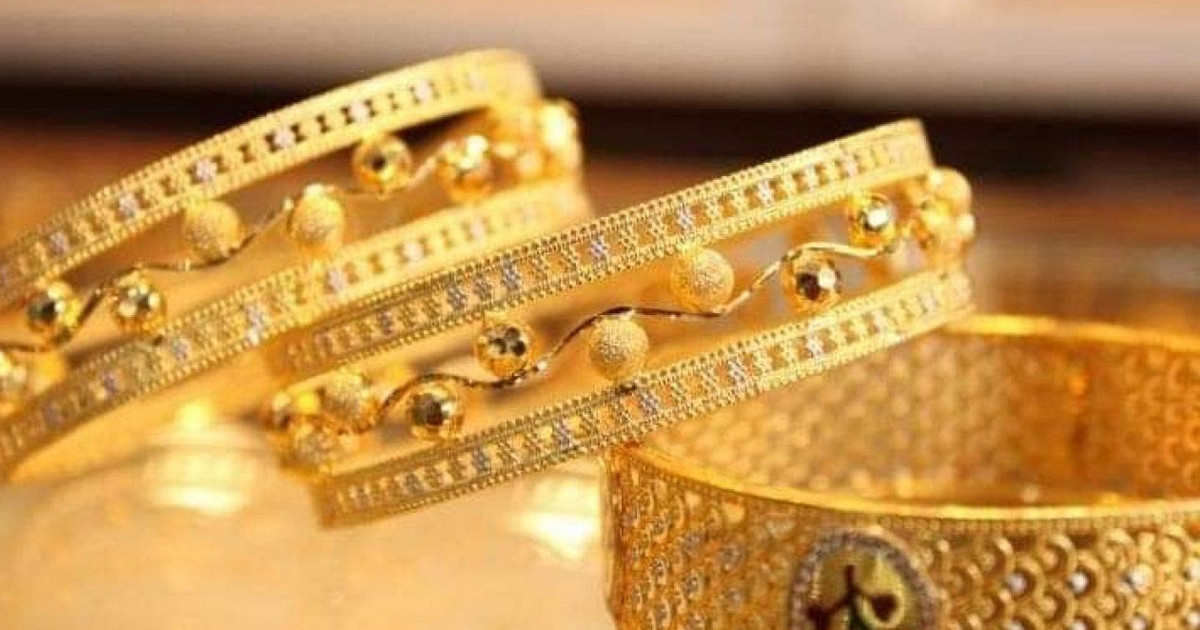 দেশে রেকর্ড দামে বিক্রি হচ্ছে স্বর্ণ, জেনে নিন ভরি কত?