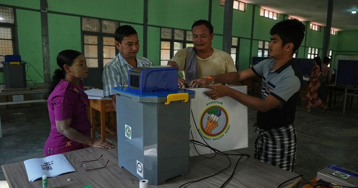 চলমান গৃহযুদ্ধ আর মানবিক সংকটের মাঝেই মিয়ানমারে নির্বাচন