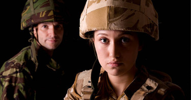 তরুণদের জন্য সামরিক ‘গ্যাপ ইয়ার’ চালু করছে যুক্তরাজ্য