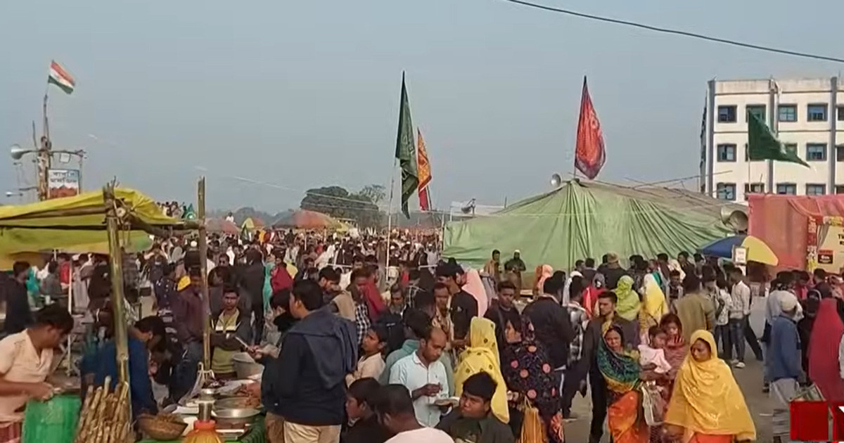 ধ্বংসের ৩৩ বছর পর বাবরি মসজিদের আদলে মসজিদ, দর্শনার্থীদের ভিড়