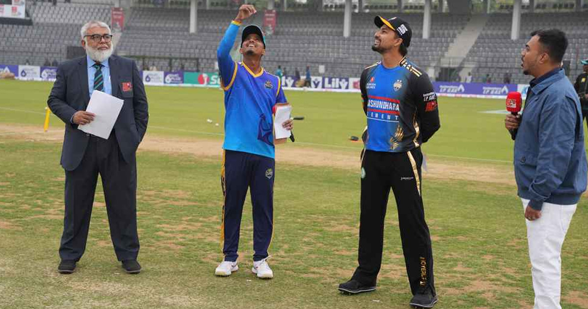 টস জিতে চট্টগ্রামকে ব্যাটিংয়ে পাঠাল রংপুর