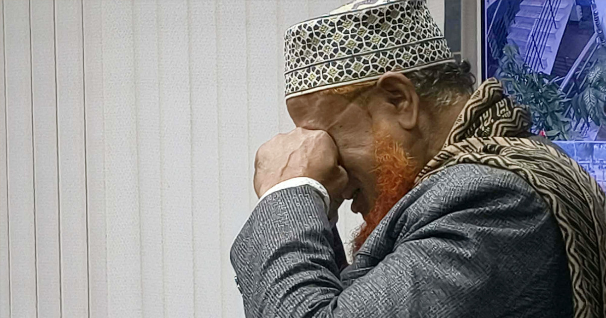 মনোনয়নপত্র দাখিল করতে না পেরে ইউএনওর কক্ষেই অঝোরে কাঁদলেন এবি পার্টির প্রার্থী