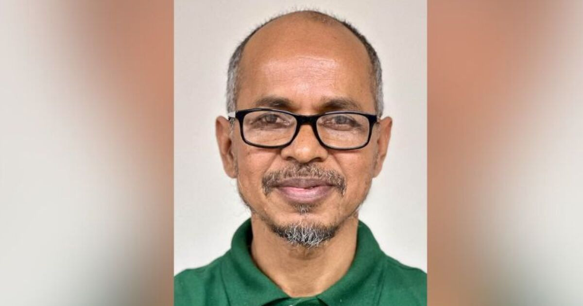 নির্বাচন থেকে সরে দাঁড়িয়ে সাংবাদিক অলিউল্লাহ নোমানের আবেগঘন পোস্ট