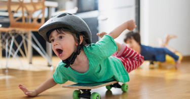 শিশুর অতিরিক্ত চঞ্চলতা স্বাভাবিক নাকি দুশ্চিন্তার কারণ?