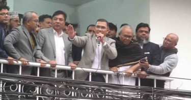 স্বদেশ প্রত্যাবর্তনের পর প্রথমবার বিএনপির কেন্দ্রীয় কার্যালয়ে তারেক রহমান