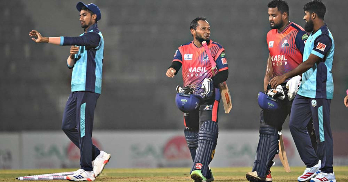 হ্যাটট্রিক হার নোয়াখালীর