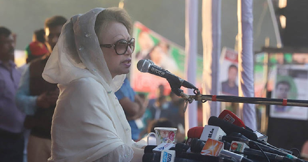 জ্বালাময়ী যে বক্তব্যের পর বেগম খালেদা জিয়াকে আর জনসমাবেশ করতে দেওয়া হয়নি