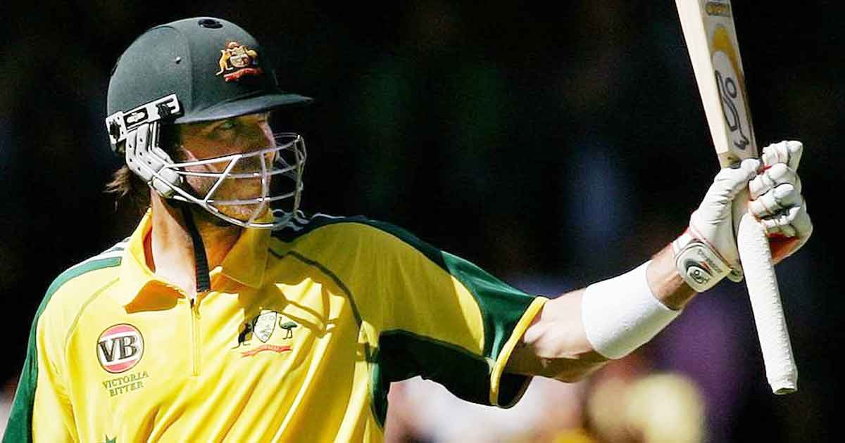 অস্ট্রেলিয়ার বিশ্বকাপ জেতা ক্রিকেটার কোমায়