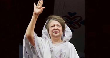 বলিষ্ঠ কণ্ঠস্বর আপসহীন বেগম খালেদা জিয়া