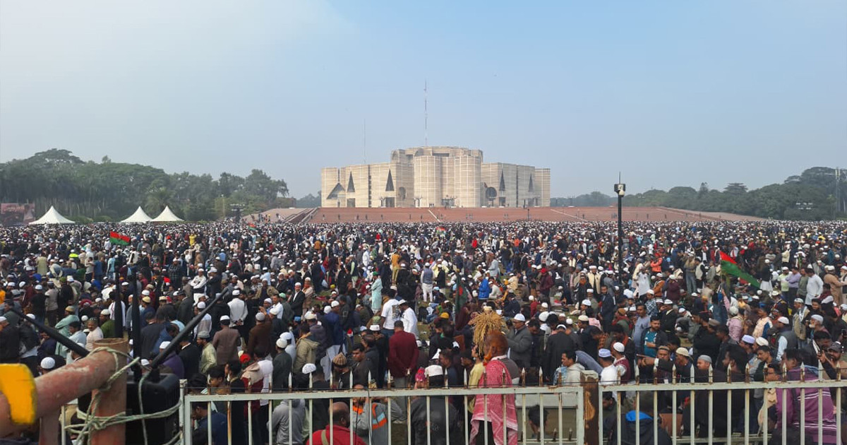 জানাজায় জনসমাগম বেশি হওয়ার ফজিলত