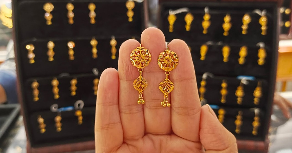 কমে যাওয়া দামে স্বর্ণ বিক্রি আজ থেকে