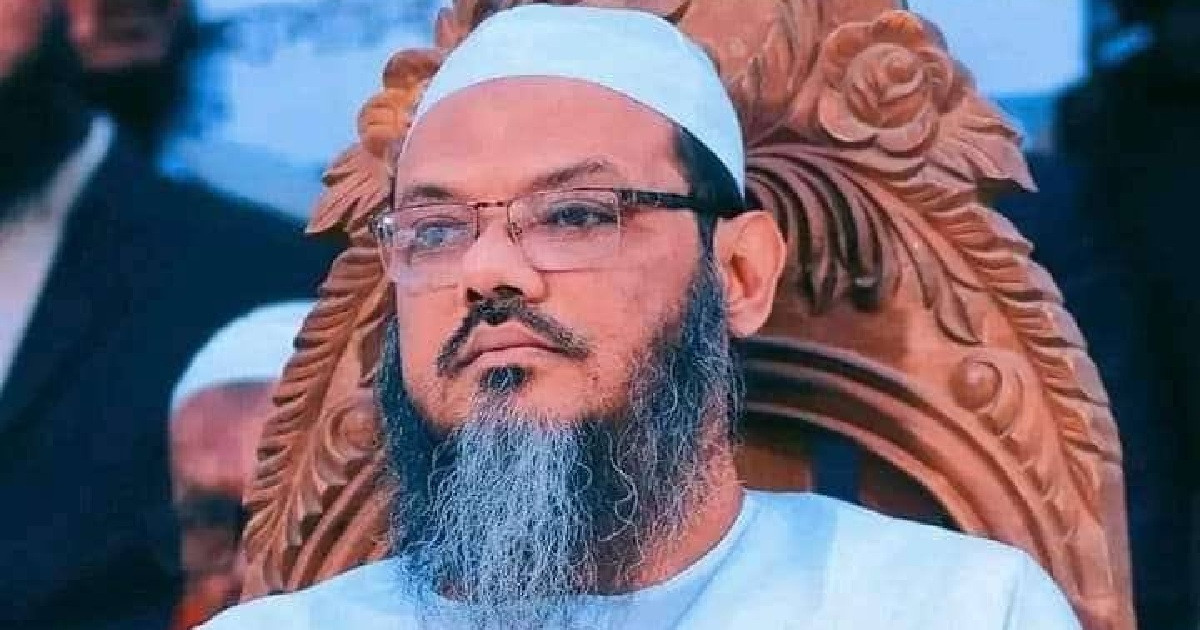 মুফতি ফয়জুল করিমের জন্য আসন ছাড়ল যে দল