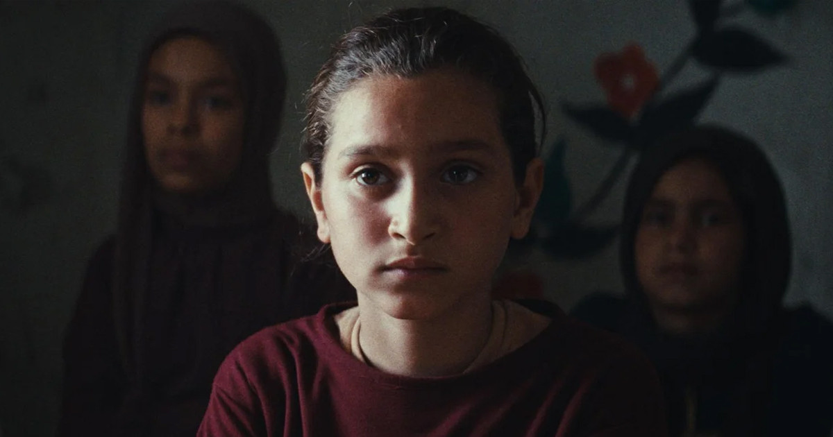 আলোচিত ‘দ্য প্রেসিডেন্টস কেক’ সিনেমাটি যে গল্প ফুটিয়ে তুলেছে