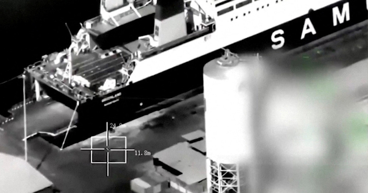 ইয়েমেনে সৌদি জোটের বিমান হামলা, ৭ যোদ্ধা নিহত