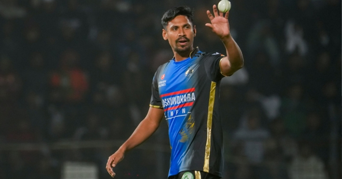 সাকিবের পর টি-টোয়েন্টিতে মুস্তাফিজের ৪০০ উইকেট