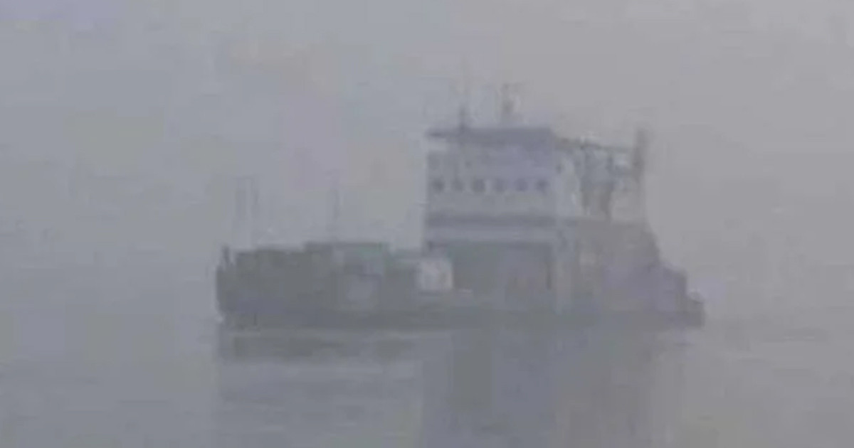 ১০ ঘণ্টা পর শরীয়তপুর-চাঁদপুরে ফেরি চলাচল চালু