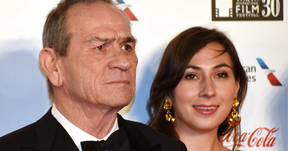 হোটেল থেকে বিশ্বখ্যাত অভিনেতার মেয়ের মরদেহ উদ্ধার