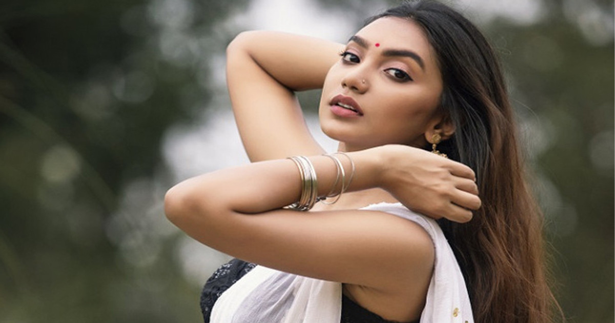 ‘যাদের সঙ্গে বেশি বন্ধুত্ব, তাদের সঙ্গে কম কাজ হয়’