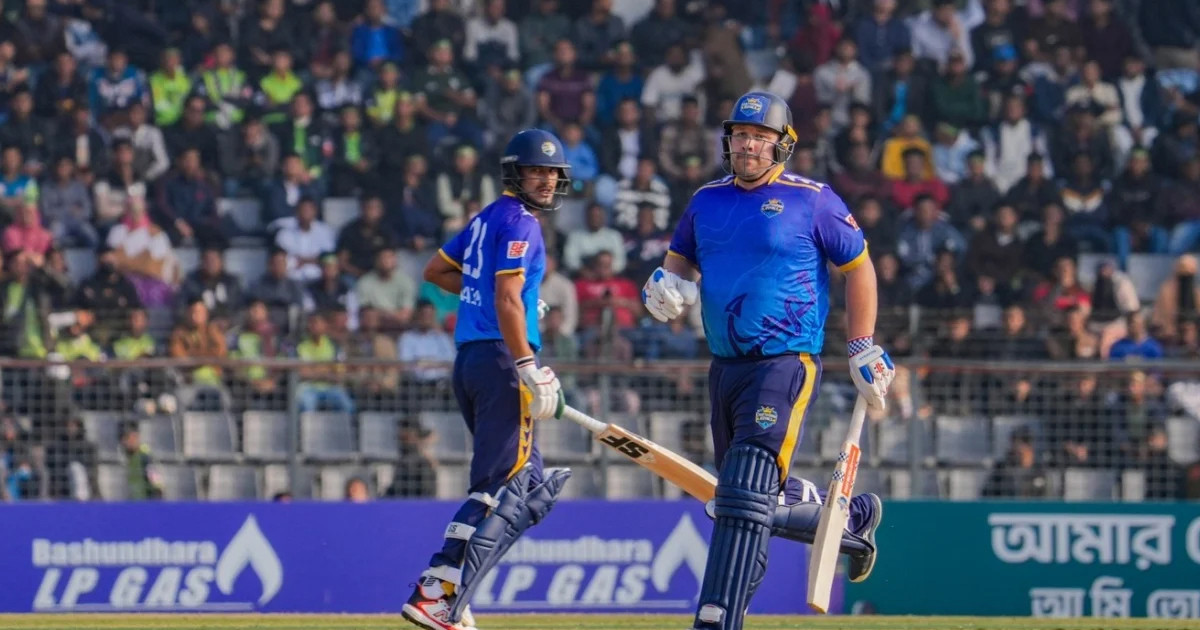 রাজশাহীকে পেছনে ফেলে শীর্ষে চট্টগ্রাম