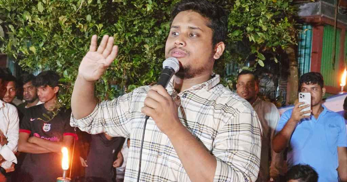 প্রশাসনের আচরণ একপাক্ষিক হলে নির্বাচনের প্রয়োজন নেই: হাসনাত