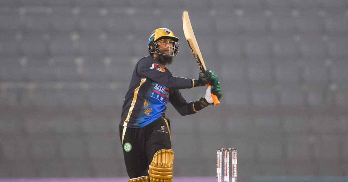 ‘তিন-চার বছরের মধ্যে সেরা ছন্দে মাহমুদউল্লাহ’