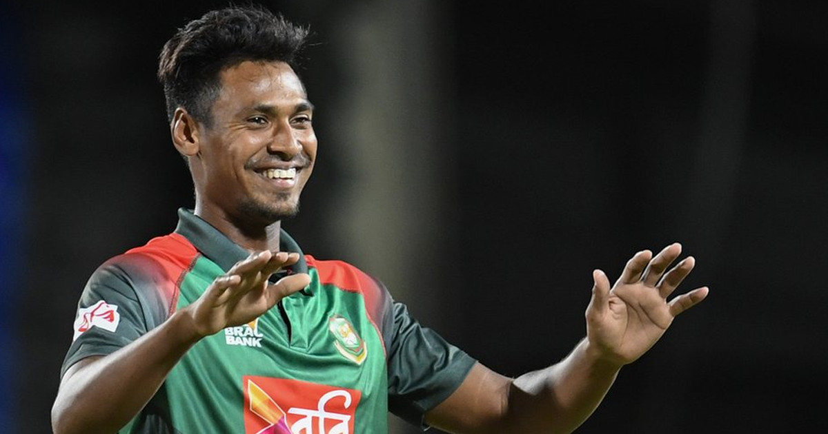 মোস্তাফিজ ইস্যুতে লাফিয়ে ফলোয়ার কমছে কলকাতার