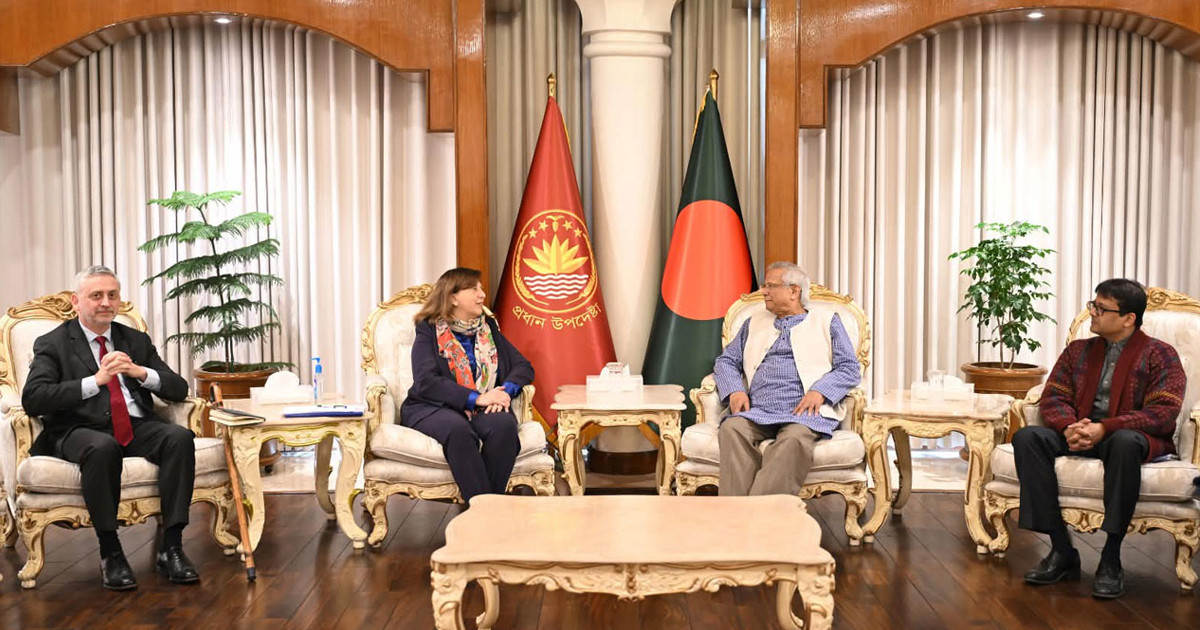 নির্বাচন ও গণভোট গণতান্ত্রিক রূপান্তরের চাবিকাঠি: প্রধান উপদেষ্টা