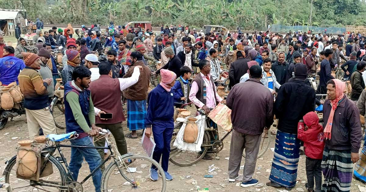 নিজের বুকে গুলি চালিয়ে না ফেরার দেশে চলে গেলেন বিজিবি সদস্য নাসির