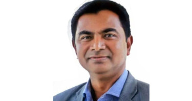 ড. কামালের দরজায় মাহীর লাথি