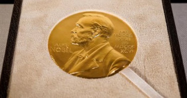 ট্রাম্পকে হস্তান্তরের ইচ্ছা মাচাদোর নোবেল পুরস্কার, কমিটির না