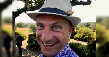 শহরের জনপ্রিয় সংগীতশিল্পীর মৃত্যু, শোকস্তব্ধ লিভারপুলের সংগীতাঙ্গন