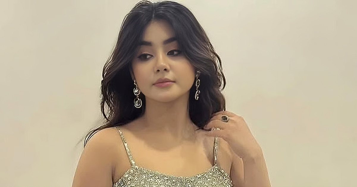 রোজার ইনস্টাগ্রামে কার ছবি শোভা পাচ্ছে?