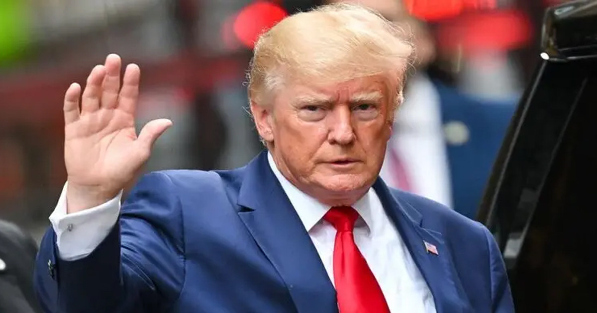 নিজেকে ভেনেজুয়েলার ভারপ্রাপ্ত প্রেসিডেন্ট ঘোষণা ট্রাম্পের