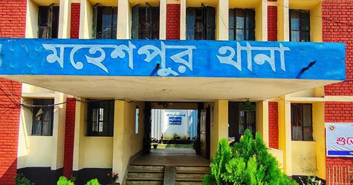 মহেশপুরে পুলিশের পোশাকে ডাকাতিকালে আটক ১