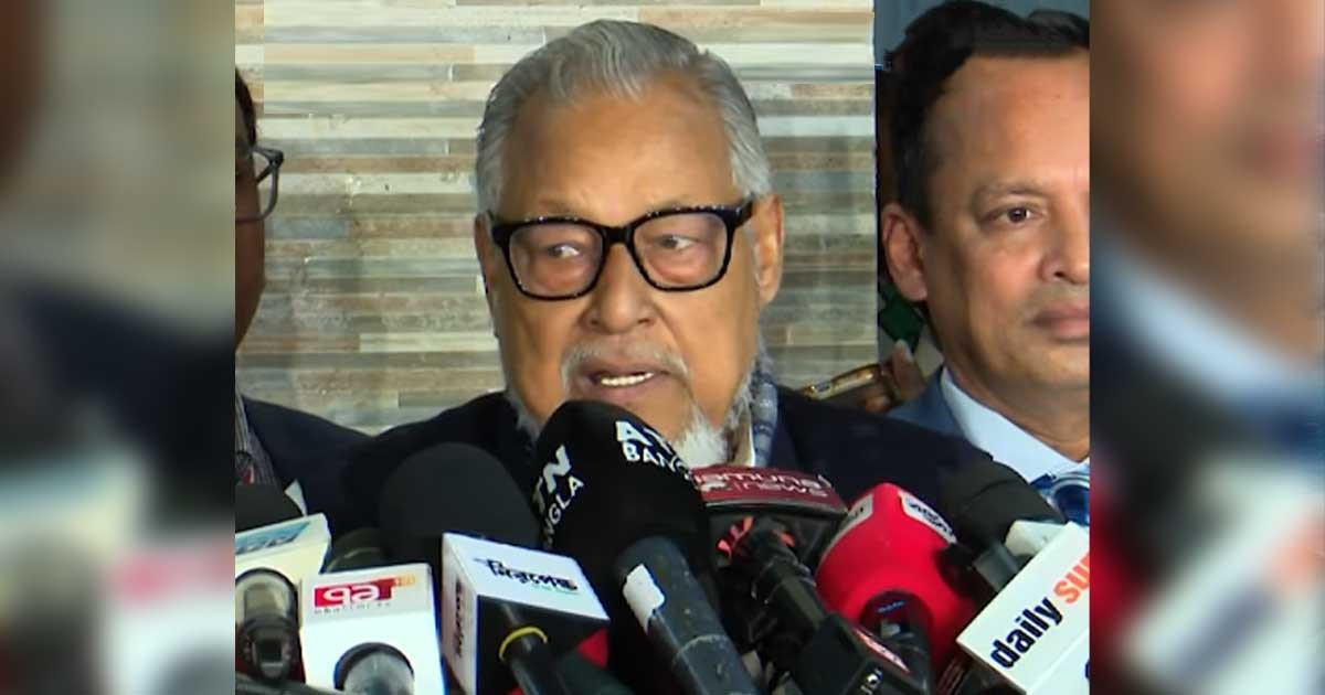 উদ্দেশ্যমূলকভাবে একটি দলের নাম ও প্রতীক আগে দেওয়া হয়েছে