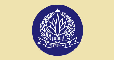 পুলিশের ৫ সদস্যকে এলোপাতাড়ি কুপিয়ে জখম