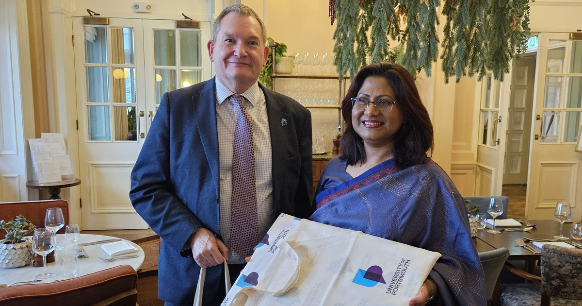 বাংলাদেশি শিক্ষার্থীদের শিক্ষা সহযোগিতা সম্প্রসারণে আগ্রহী পোর্টসমাউথ ইউনিভার্সিটি