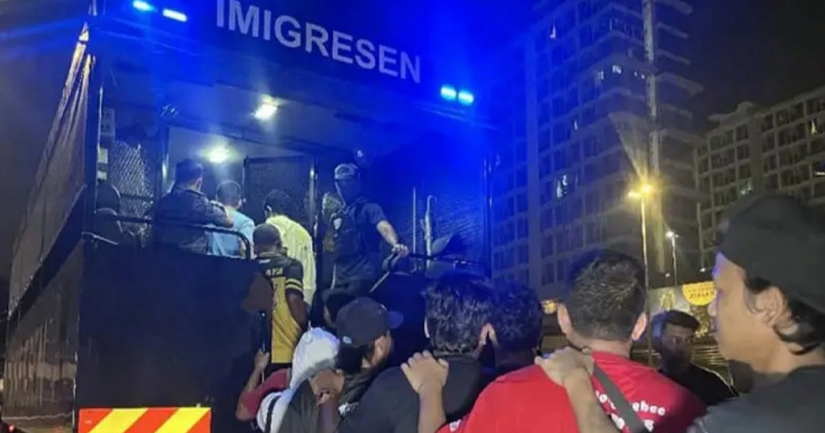 কুয়ালালামপুরে বাংলাদেশিসহ দেড়শ অভিবাসী আটক