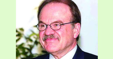 বাংলাদেশের গণতন্ত্র ব্যক্তিকেন্দ্রিক ব্যবস্থার মধ্যে বন্দি ছিল: ড্যান মজিনা