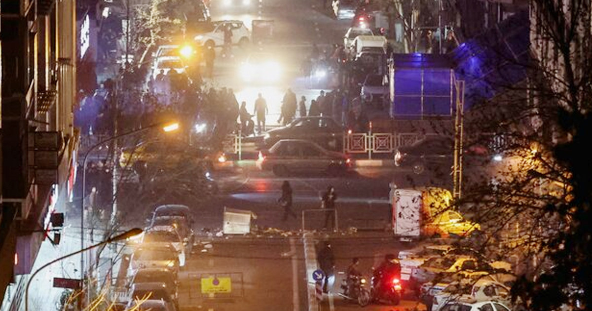 বিক্ষোভকারীদের ফাঁসি দেওয়ার কোনো পরিকল্পনা নেই: ইরানের পররাষ্ট্রমন্ত্রী