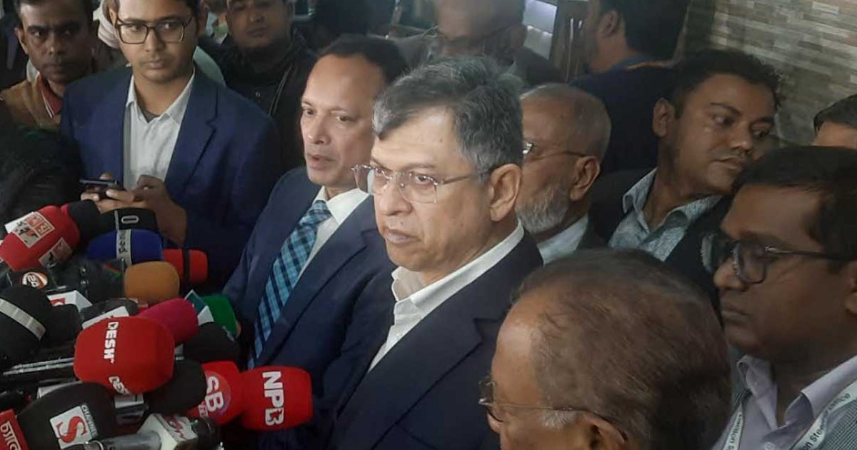 পোস্টাল ব্যালটে অনিয়ম, নির্দিষ্ট দলের পক্ষপাতের অভিযোগ তুললেন সালাহউদ্দিন