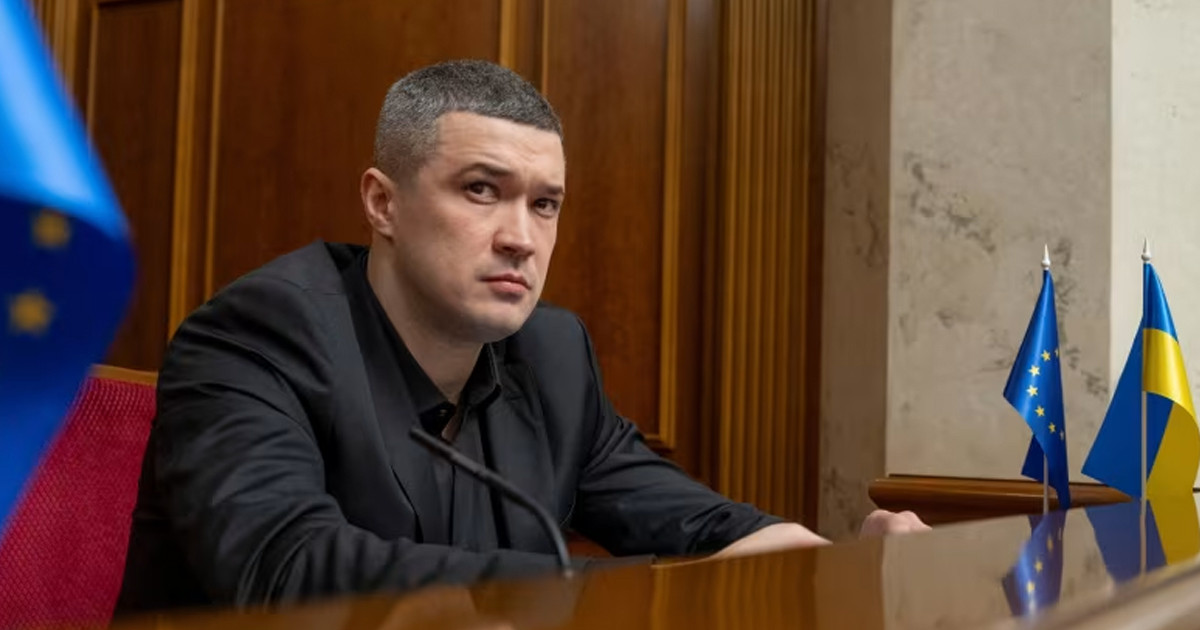 খোঁজ মিলছে না ২ লাখ ইউক্রেনীয় সেনার