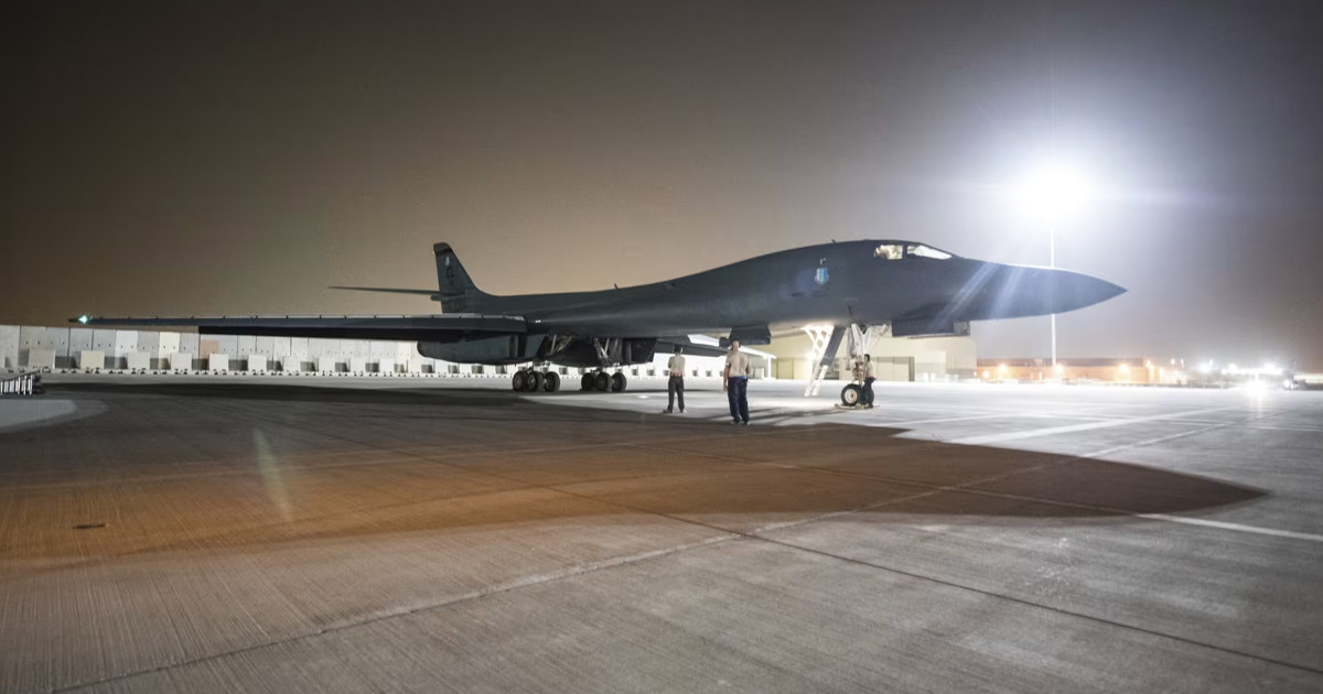 ইরানে সম্ভাব্য হামলায় যুক্তরাষ্ট্র যেসব অস্ত্র ব্যবহার করতে পারে