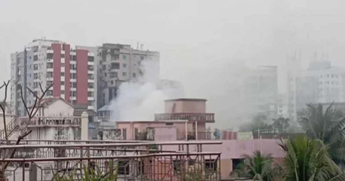 উত্তরায় বহুতল ভবনে অগ্নিকাণ্ডে নিহত বেড়ে পাঁচ