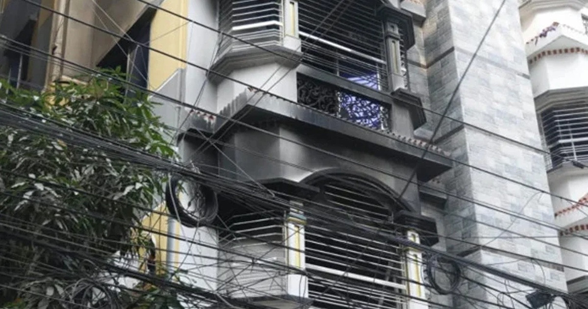 উত্তরায় ভয়াবহ অগ্নিকাণ্ডের মধ্যে যেভাবে স্ত্রী-সন্তানসহ বেঁচে ফিরলেন শিবলু