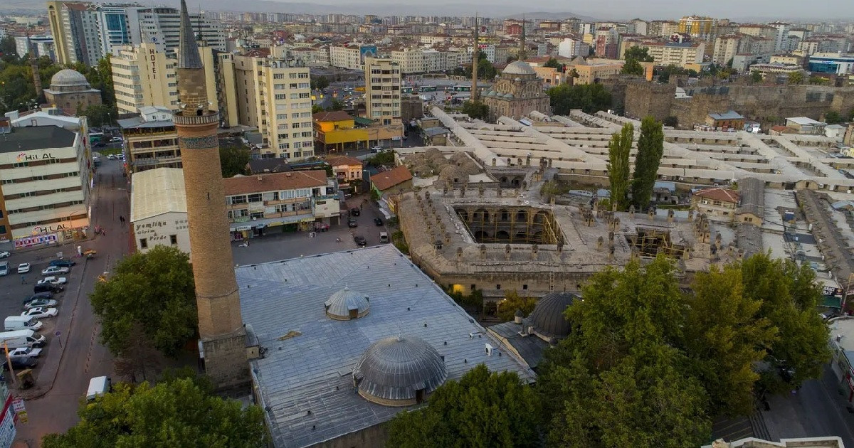 তুরস্কে ৯শ বছরের পুরনো মাদরাসা আবিষ্কার