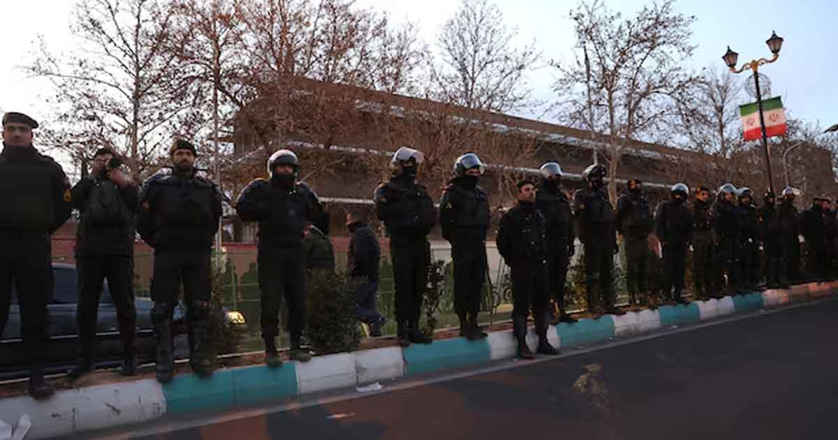 ইরানে সীমিত পরিসরে ইন্টারনেট চালু, নিহত বেড়ে ৩ হাজার