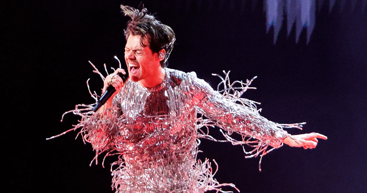 এক দশক পর নতুন অ্যালবাম নিয়ে ফিরছেন হ্যারি স্টাইলস