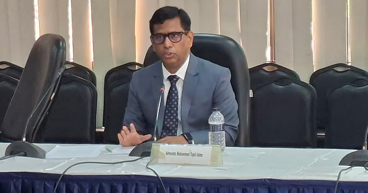 ‘মব’ বলা নিয়ে সতর্ক করলেন তাজুল ইসলাম